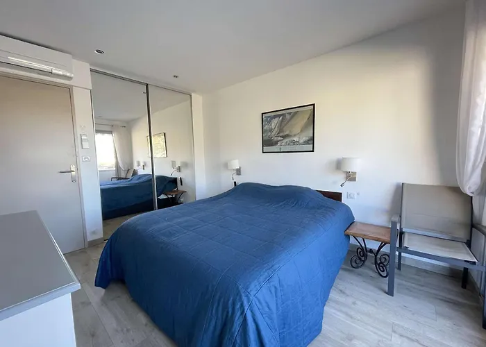 T2 Au Lavandou - Climatisation, Parking Privatif, Proche - Fr-1-308-203 Апартаменти *