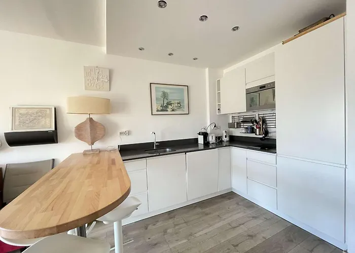 T2 Au Lavandou - Climatisation, Parking Privatif, Proche - Fr-1-308-203 * Le Lavandou